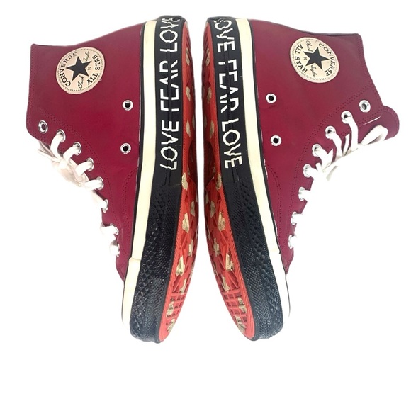 Converse women’s Chuck 70 Hi 'Love Graphic' Sz 10 - Picture 8 of 9